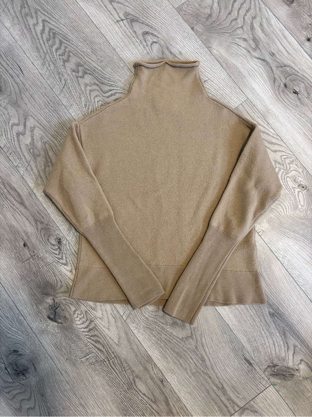 Wilfred 100% Merino Wool Turtleneck Sweater Camel/Tan Size Medium
